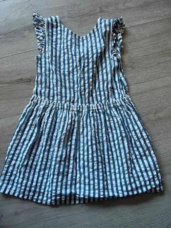 Robe bleue et blanche lignée - taille 122/128