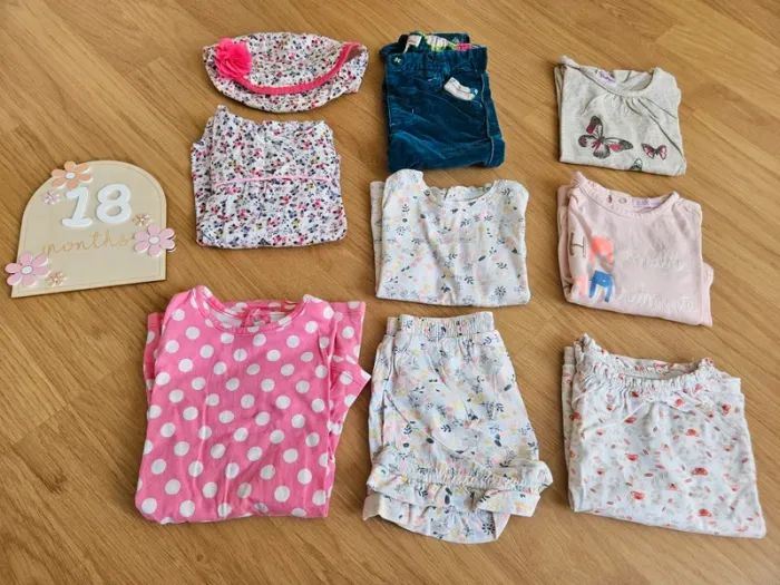Lot bébé fille