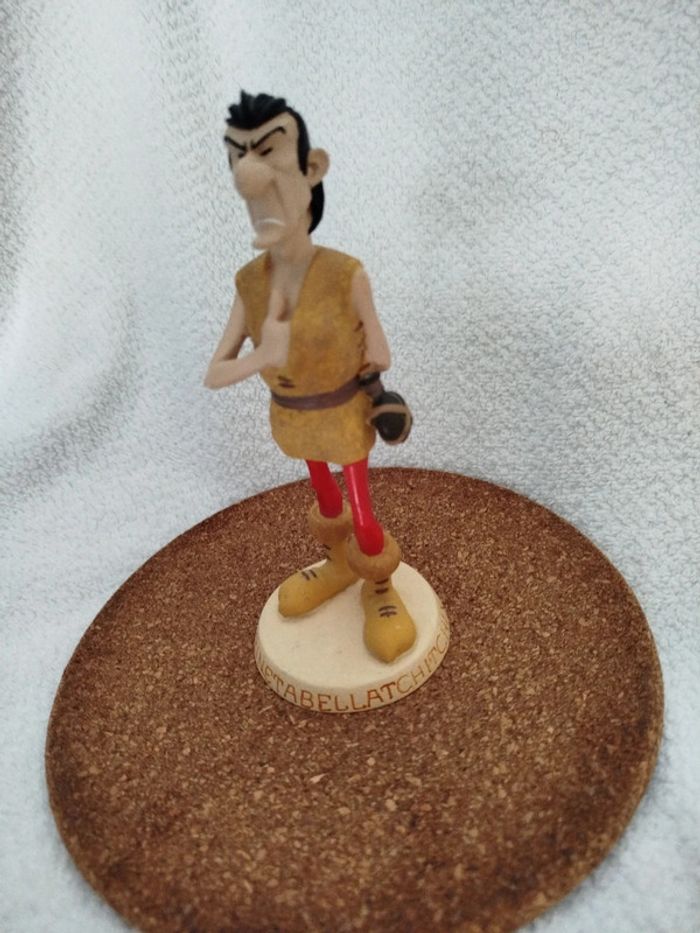 Figurine Astérix Ocatarinetabellatchitchix - photo numéro 3
