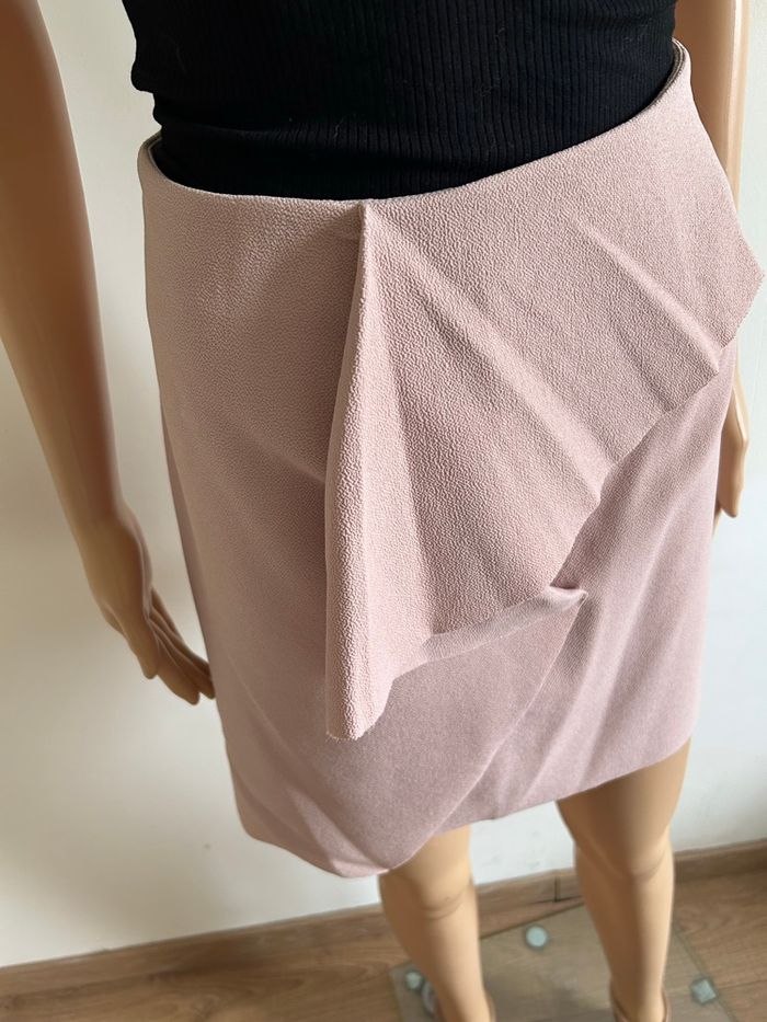 Jupe rose claire neuve Morgan taille 42 (valeur 65€) avec défaut - photo numéro 4