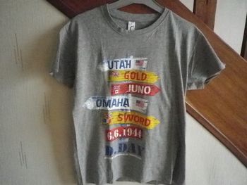 tee shirt