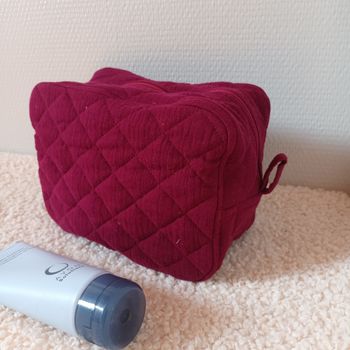 Trousse toilette où maquillage gaze de coton matelassée lie de vin où vieux rose
