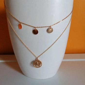 🌸Double chaine dorée avec pampilles rond et carte Neuf "Ikita" 🌸