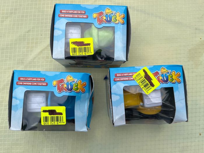 3 jeux en plastique - photo numéro 3
