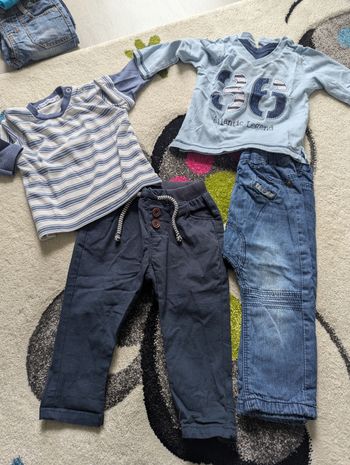 Pantalons et tee shirt 
