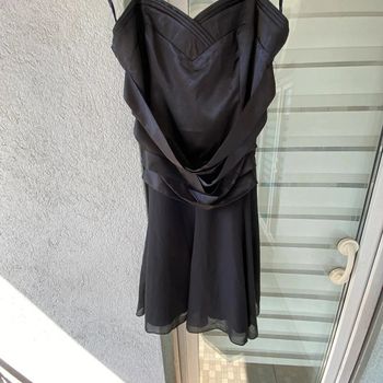 Jolie robe noire bcp taille 38
