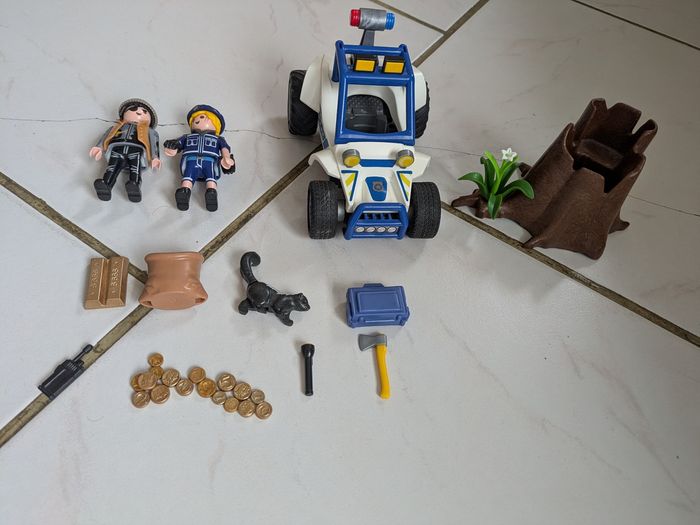 Policier avec voiturette Playmobil - photo numéro 2