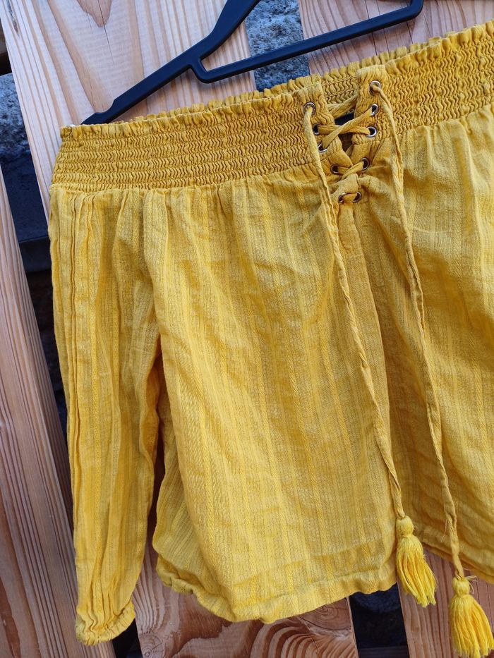 Joli top épaules dénudées jaune Jennyfer taille M - photo numéro 6