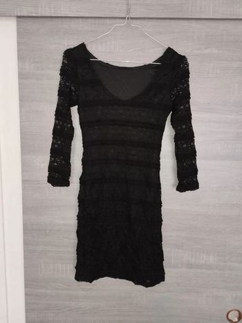 Robe a dentelle noir taille 34