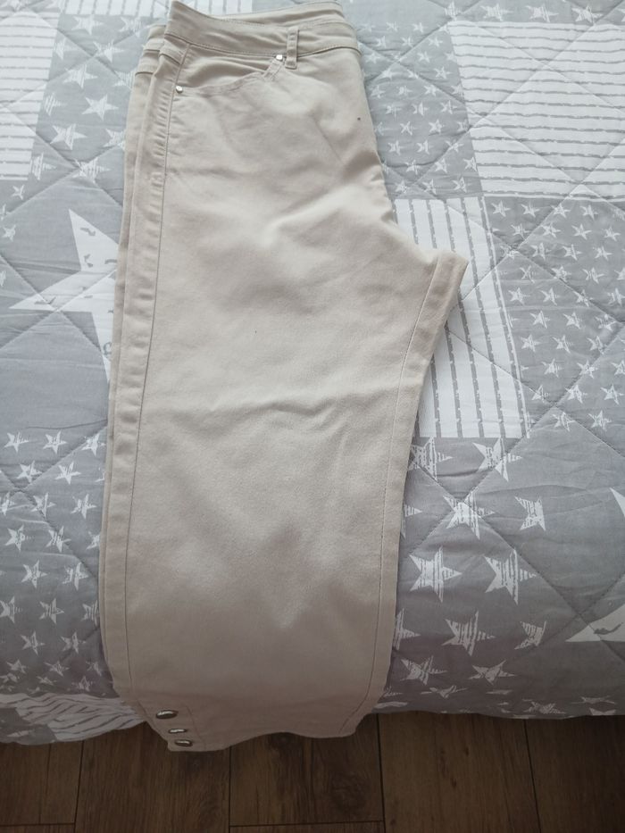 Pantacourt beige