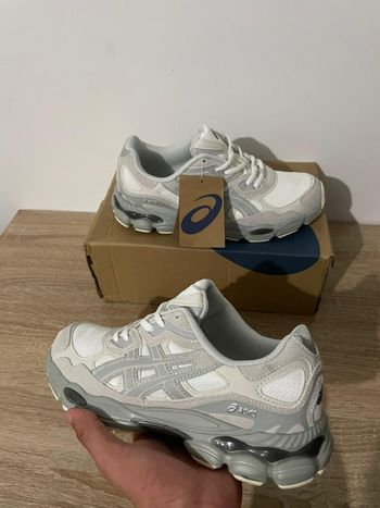 Asics gel nyc taille 42.5