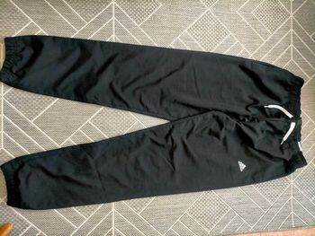 Bas de survêtement adidas 