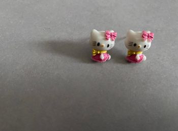 Boucle d’oreille hello kitty