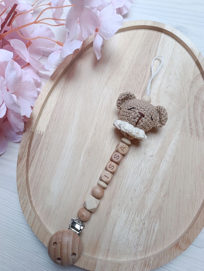 Attache tétine ourson crochet