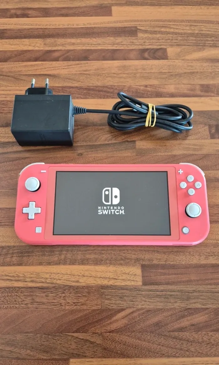 Console Nintendo switch lite "couleur corail " - photo numéro 3