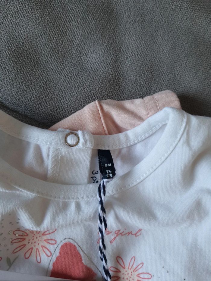 Ensemble 3 Pommes tee-shirt et short taille 9 mois motif papillon 🦋 neuf avec étiquettes - photo numéro 4
