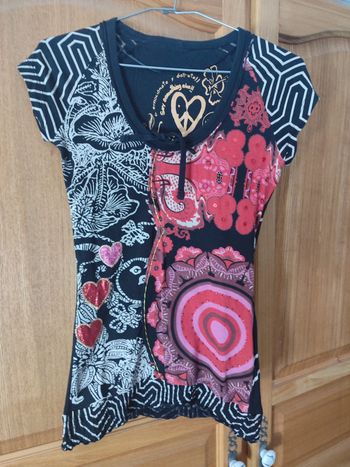 Tee shirt