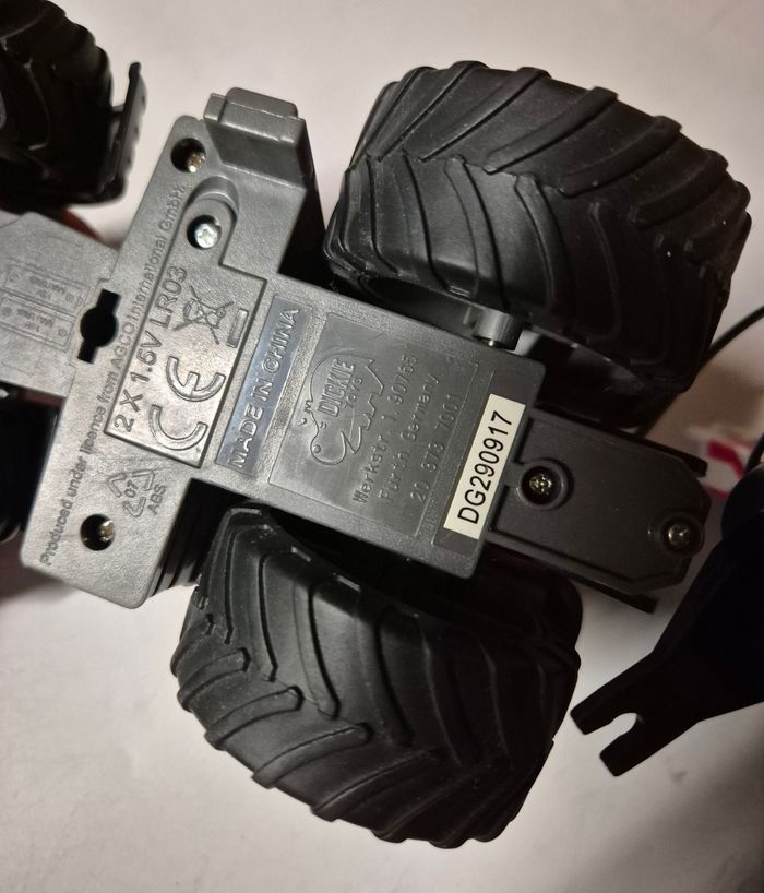 Dickie Toys Massey Ferguson 8737 Tracteur et remorque son et lumieres - photo numéro 4