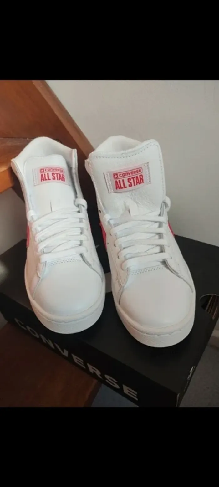 Converse Pro Leather baskets montantes taille 35,5 neuf - photo numéro 2