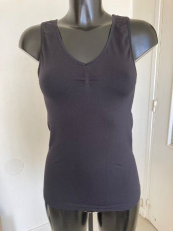 Débardeur de sport taille 36/S