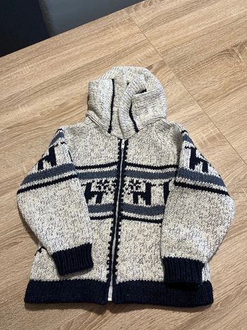 Veste à capuche