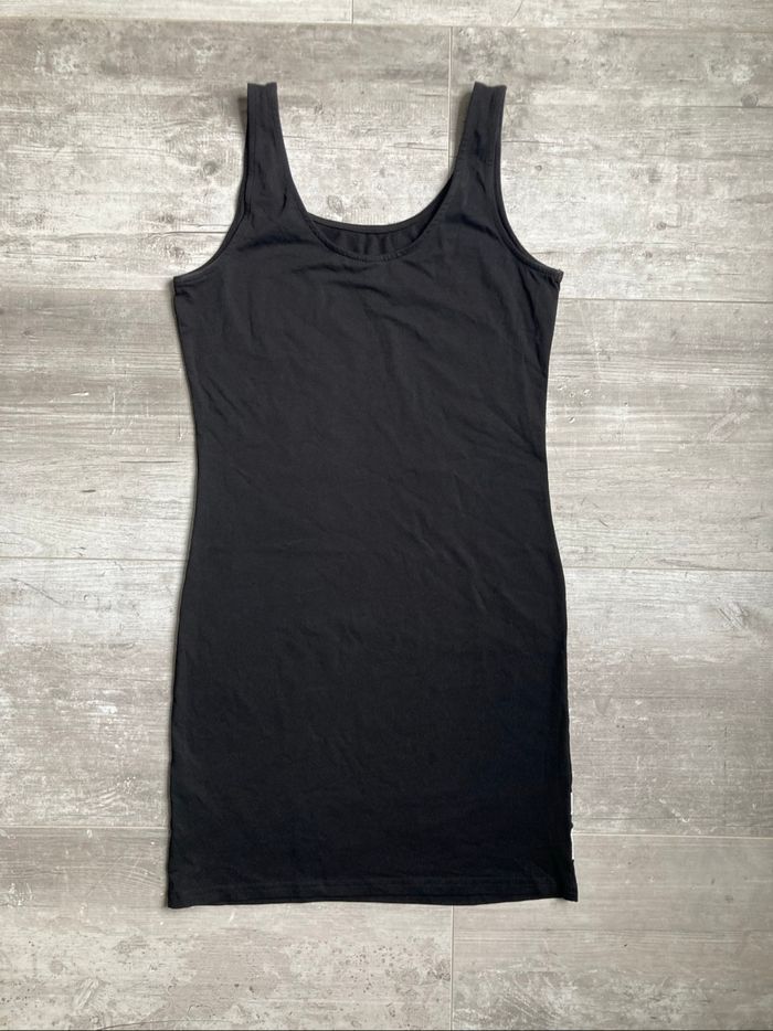 Robe noire H&M - photo numéro 4