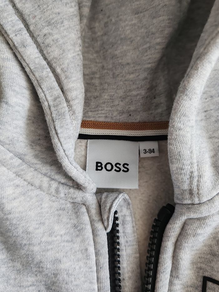 Veste à capuche BOSS enfant - Taille 3 ans (94 cm) - photo numéro 2