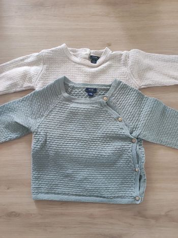 Lots gilets Kiabi 12 mois - comme neuf