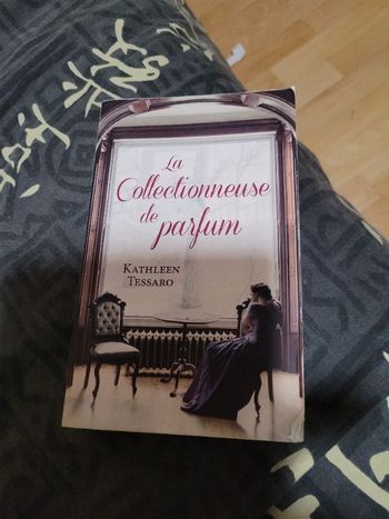 La collectionneuse de parfum Kathleen Tessaro