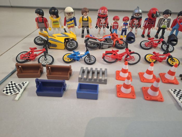 Playmobil motos, vélos - photo numéro 2