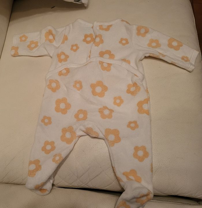 Lot de 3 pyjamas 1 mois - photo numéro 6