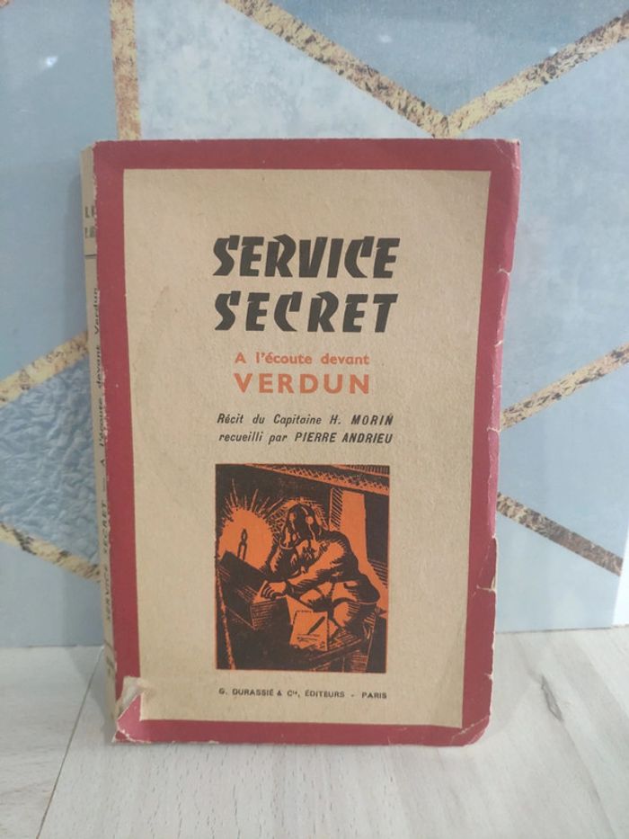 Livre poche première guerre mondiale service secret à l'écoute devant Verdun