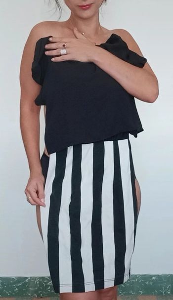 Robe chic rayée noire et blanche 34