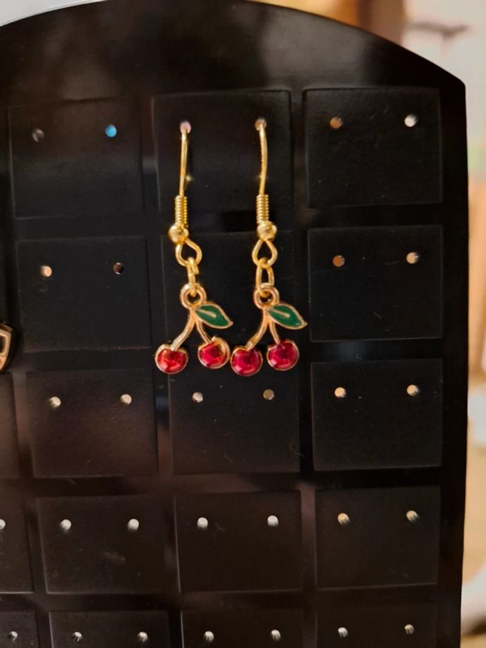 Boucle d'oreille - photo numéro 2