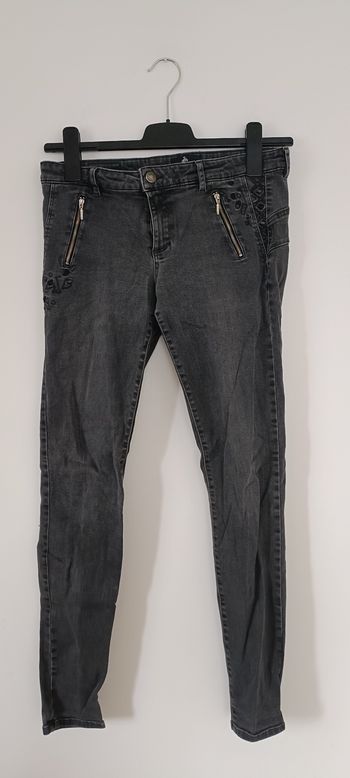 Pantalon jean one step avec petit broderie taille 30