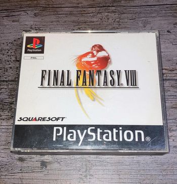 Final Fantasy VIII jeu PS1 complet Sony