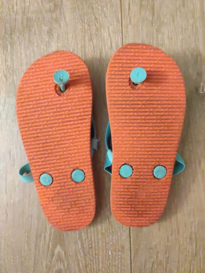 Tongs Mickey taille 25 - 27 - photo numéro 3