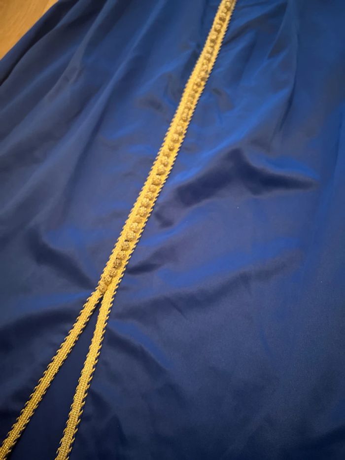 Robe caftan occasion taille du 34 au 38 comme comme Neuf - photo numéro 3