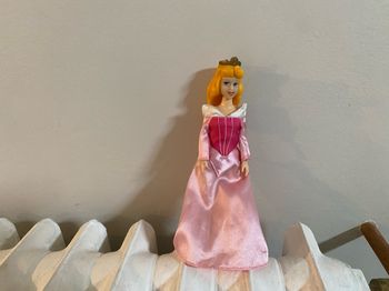 Poupée aurore la belle au bois dormant