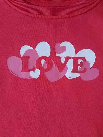 Sweat rouge love 10ans