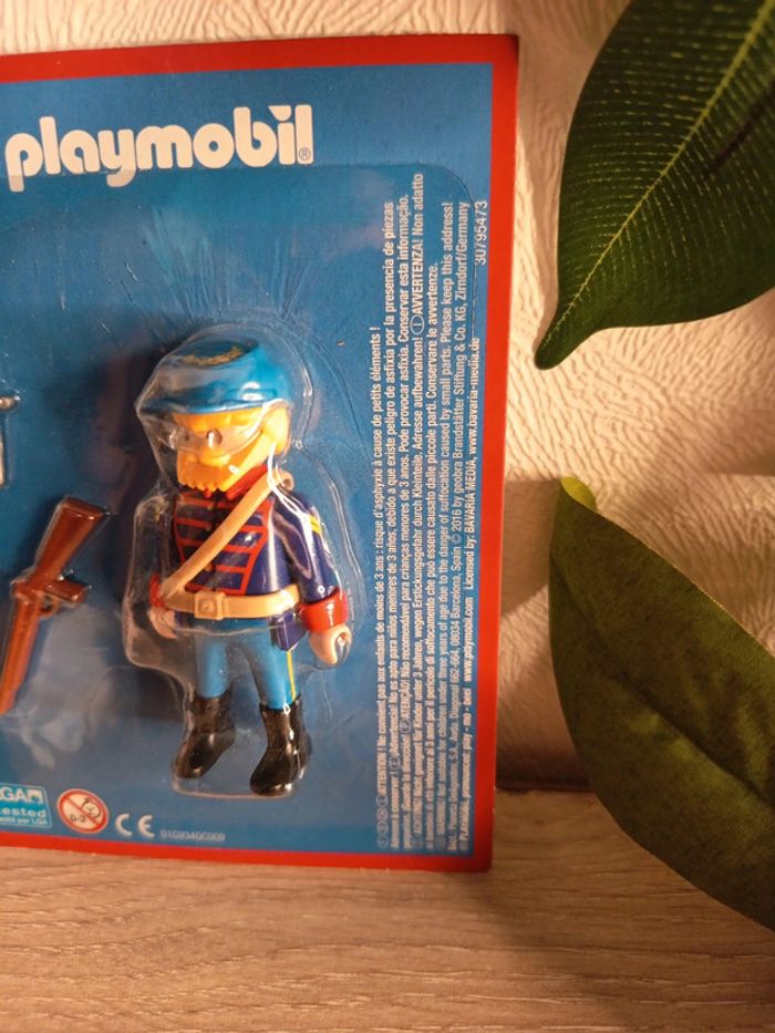 Figurine Playmobil – Collection Altaya – Vivre dans un fort n°009 - photo numéro 3