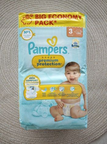 Couches Pampers Premium Protection taille 3