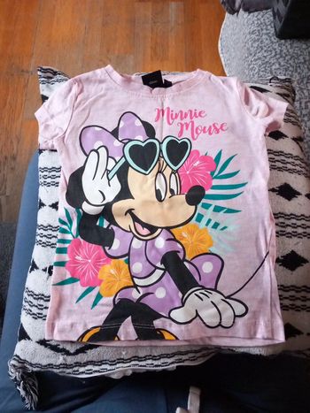 T-shirt taille 92cm 2ans disney minnie