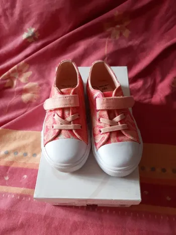 Baskets basses fille pointure 26