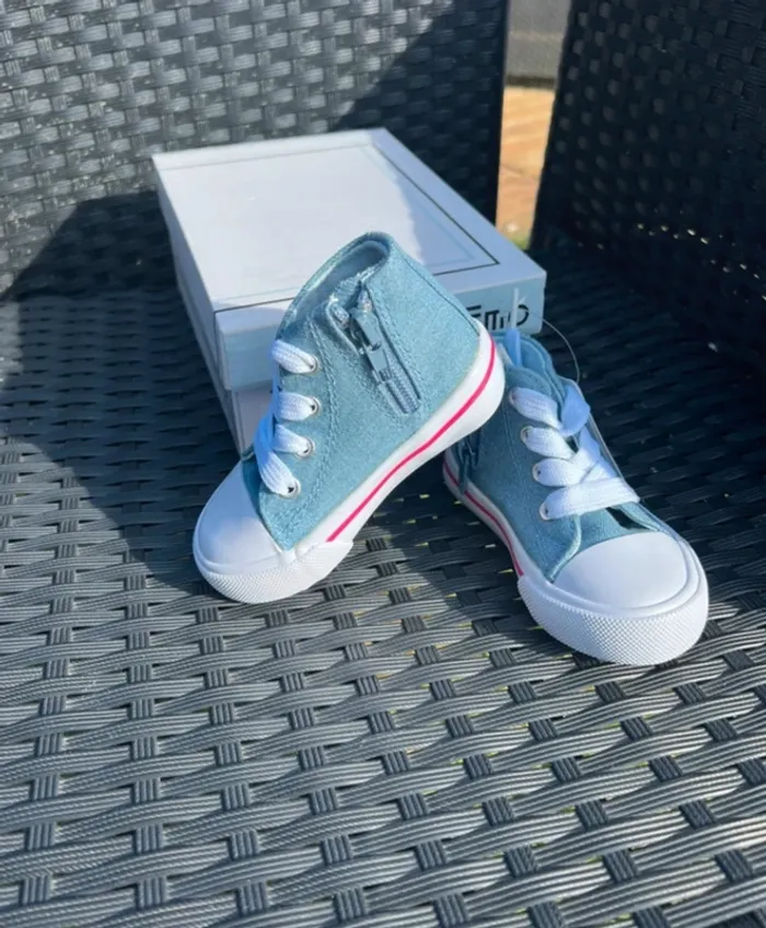 Baskets montantes, fille neuve, taille 20 gemo - photo numéro 2