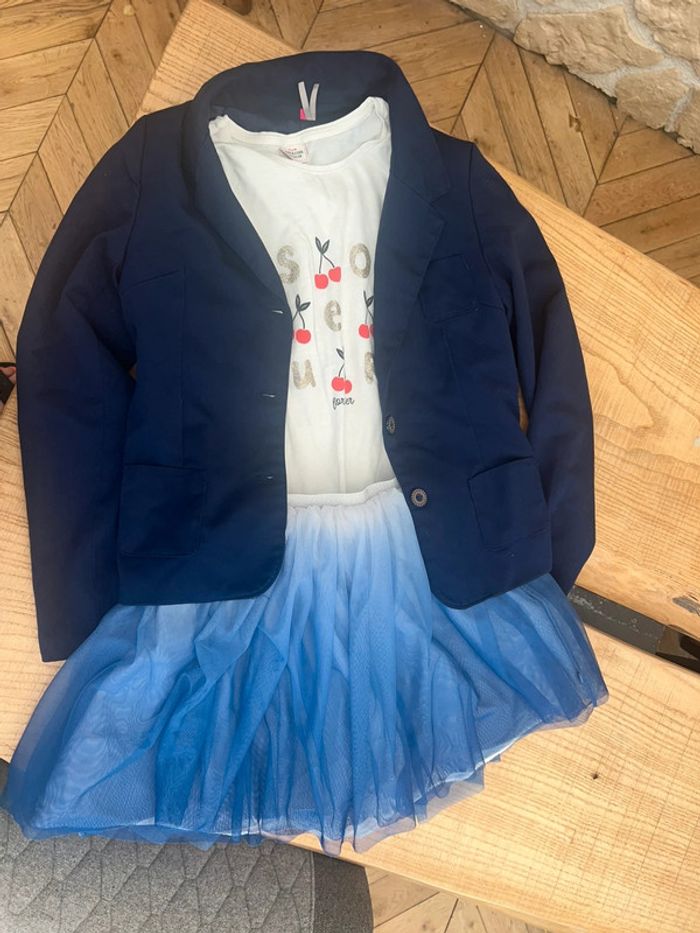 Ensemble okaidi tape à l’œil 12 14 ans jupe été voilage bleu t-shirt cerise fille tulle tutu - photo numéro 2