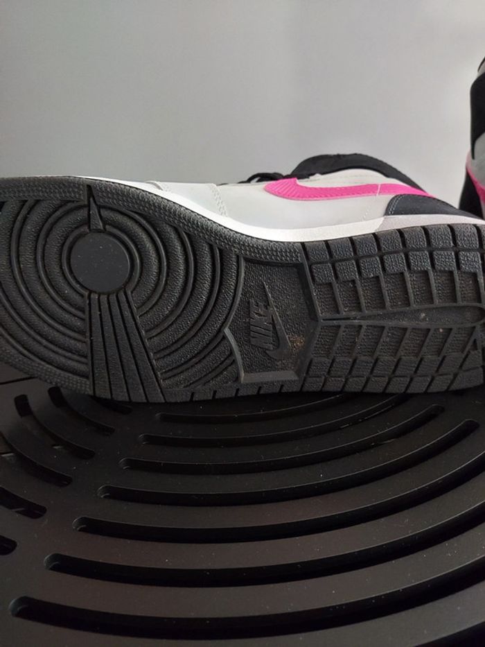Basket Jordan retro 1 - photo numéro 3