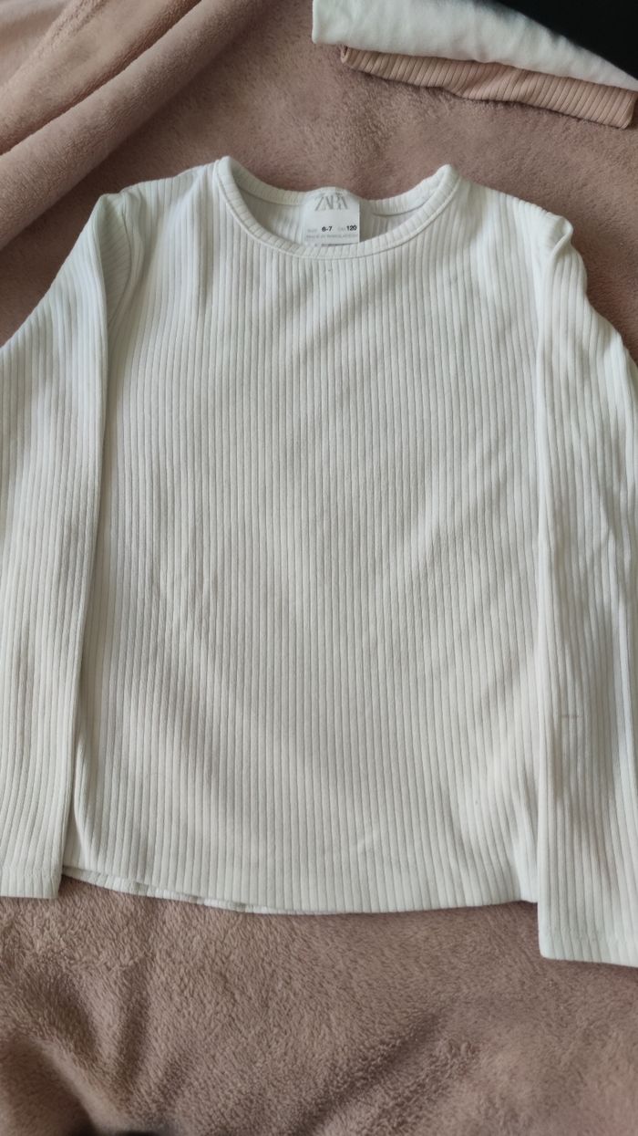 Lot de t-shirts manches longues 6-7 ans Zara et Jiu - photo numéro 9