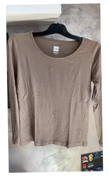 T-shirt manches longue femme couleur marron taupe taille 38/40 marque Tissaia