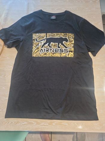 T-shirt airness